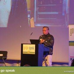 Du  sseldorf   go go speak12
