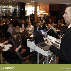 Du  sseldorf   go go speak7